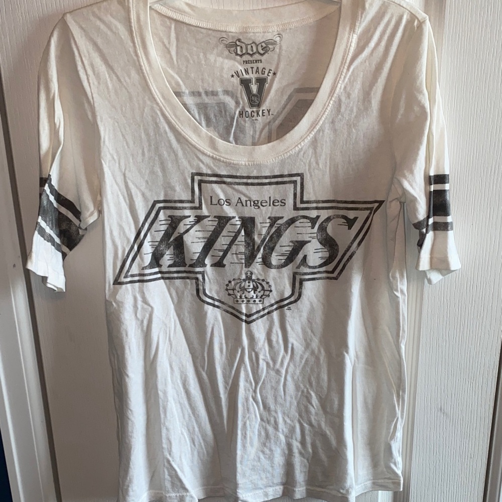 Vintage Los Angeles Kings White Graphic Short Sleeve Tee
